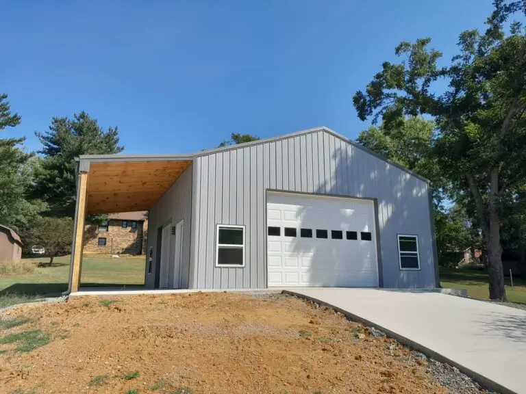 30 x 30 x 12 garage with a white roll-up door