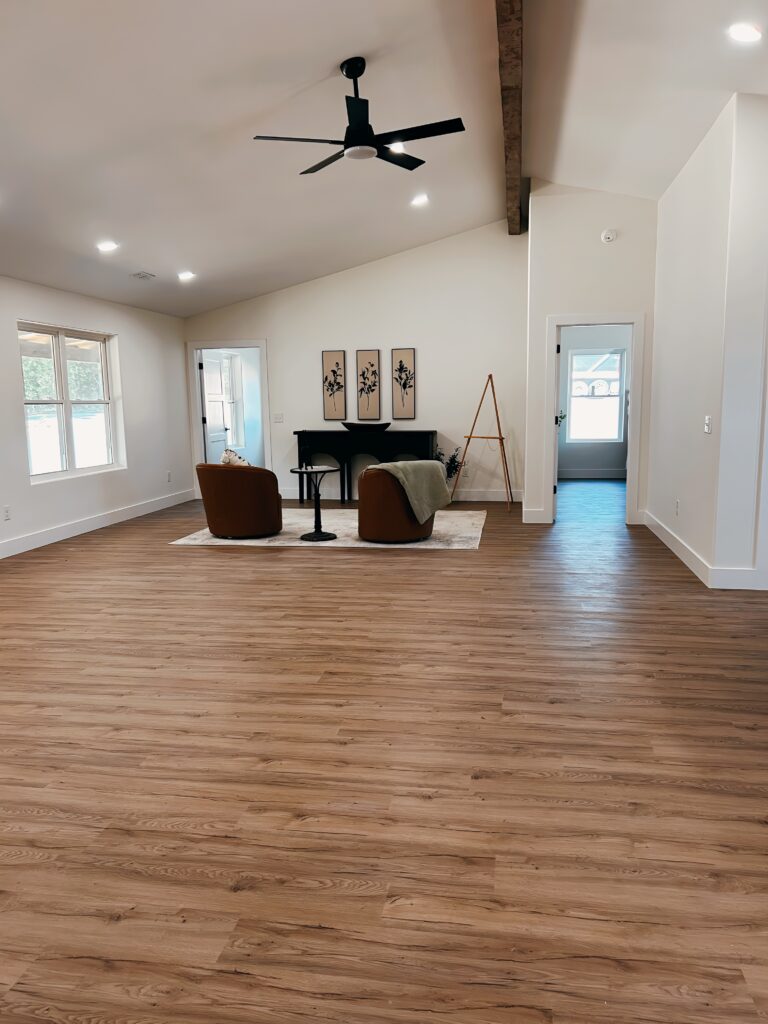 THE HILLSIDE HAVEN INTERIOR